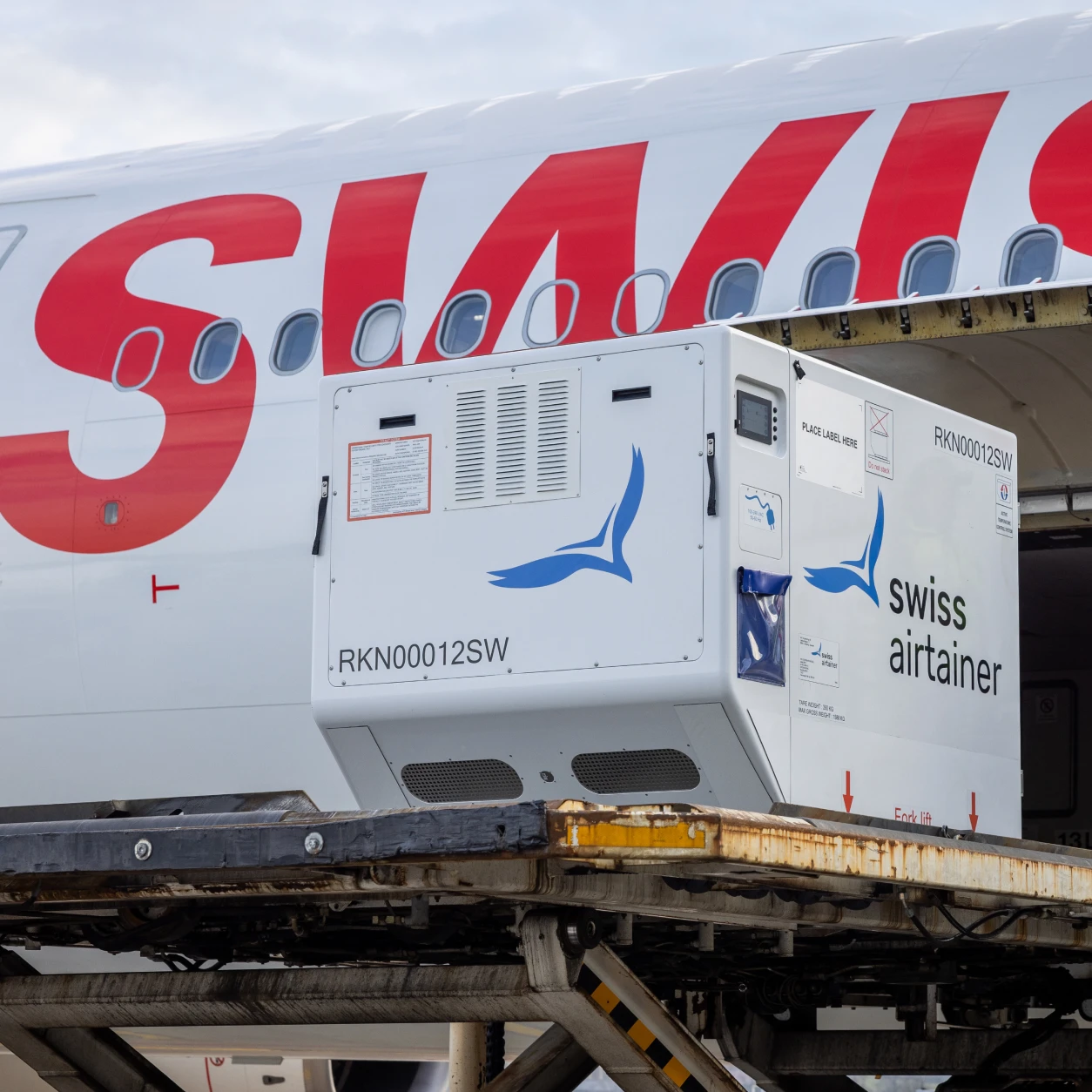 SWISS WorldCargo Celsius solutions for temperature-controlled pharma logistics